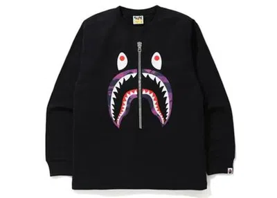 BAPE MEN'S BAPE CAMO SHARK LONG SLEEVE TEE SHIRT IN BLACK/PURPLE