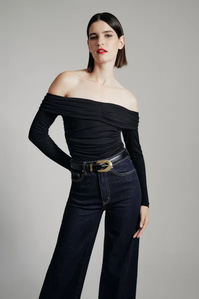 BARDOT ELSA OFF THE SHOUDLER TOP