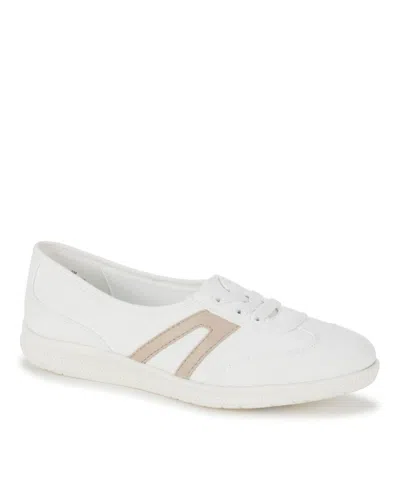 BARETRAPS WOMEN'S VANNIE SLIP ON SNEAKERS