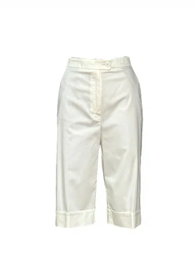 BEATRICE B BERMUDA WOMAN 132379370 BEATRICE B.