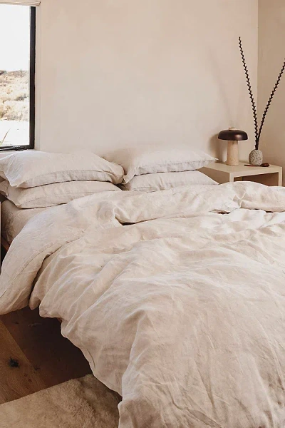BED THREADS FRENCH FLAX LINEN BEDDING SET IN OATMEAL AT URBAN OUTFITTERS