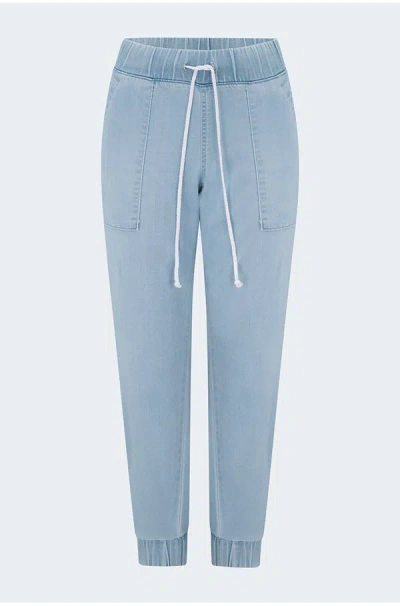 BELLA DAHL CHELSEA POCKET JOGGER IN MALIBU MIST
