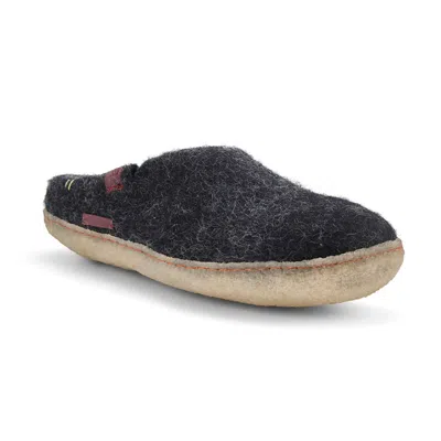 BETTERFELT MEN'S CLASSIC SLIPPER - BLACK WITH NATURAL CREPE RUBBER SOLE