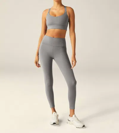 BEYOND YOGA POWERBEYOND STRIVE LONG LINE BRA IN IRON GRAY