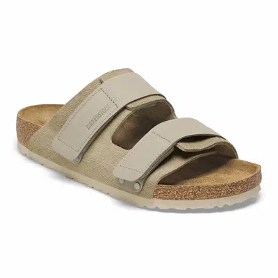BIRKENSTOCK MEN UJI SANDAL IN TAUPE
