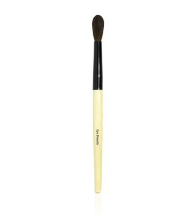 BOBBI BROWN EYE BLENDER BRUSH