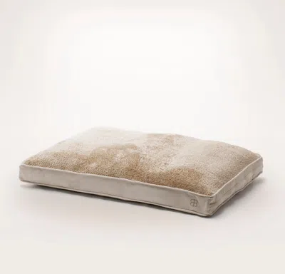 BOLL & BRANCH PIPED EDGE PET CUSHION