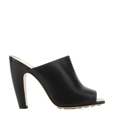 BOTTEGA VENETA BOTTEGA VENETA OPEN TOE SANDALS