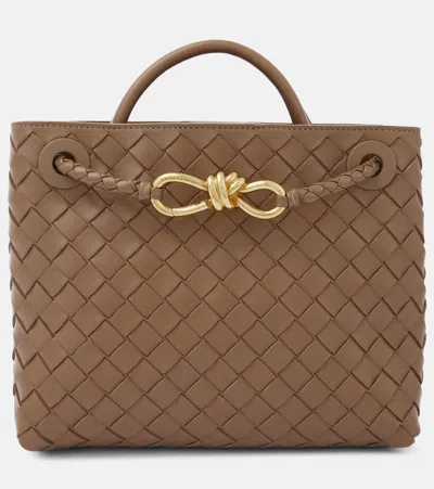 BOTTEGA VENETA ANDIAMO SMALL INTRECCIATO LEATHER TOTE BAG