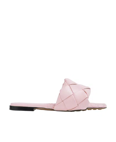 BOTTEGA VENETA BOTTEGA VENETA THE LIDO FLAT SANDALS
