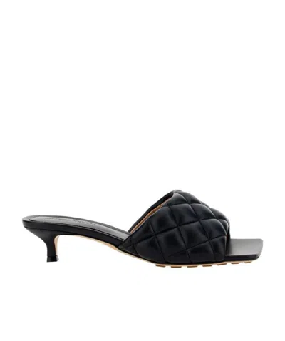 BOTTEGA VENETA BOTTEGA VENETA PADDED HEELED SANDALS