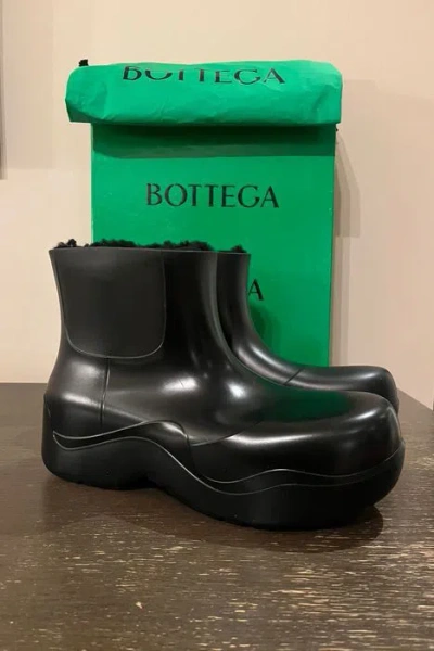 BOTTEGA VENETA Q.1 / PUDDLE BOOTS COZY SHEARLING INTERIOR