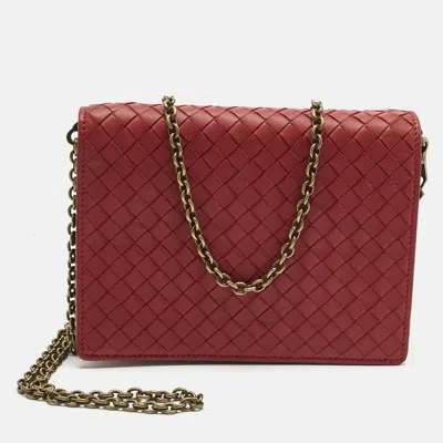 BOTTEGA VENETA RED INTRECCIATO LEATHER FLAP WALLET ON CHAIN