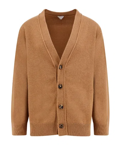 BOTTEGA VENETA BOTTEGA VENETA LONG SLEEVED V-NECK KNITTED CARDIGAN