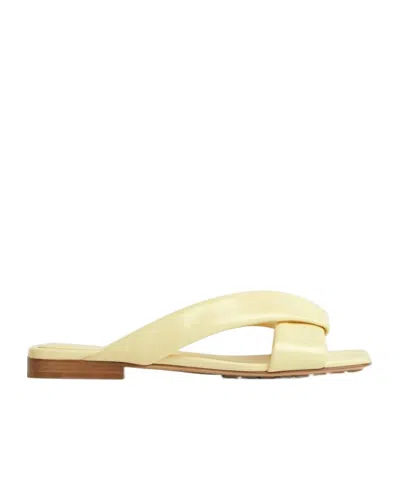 BOTTEGA VENETA BOTTEGA VENETA RIVA FLAT SANDALS