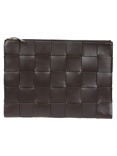 BOTTEGA VENETA BOTTEGA VENETA WOMEN CASSETTE MEDIUM LEATHER POUCH