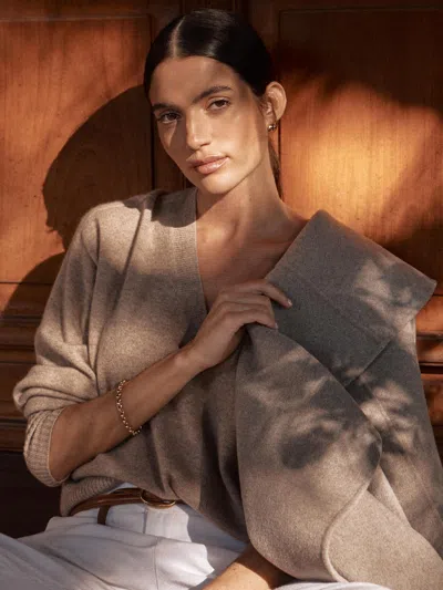 BROCHU WALKER THE LEIA VEE CASHMERE SWEATER