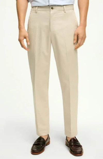 BROOKS BROTHERS BROOKS BROTHERS REGULAR FIT STRETCH COTTON ADVANTAGE CHINOS