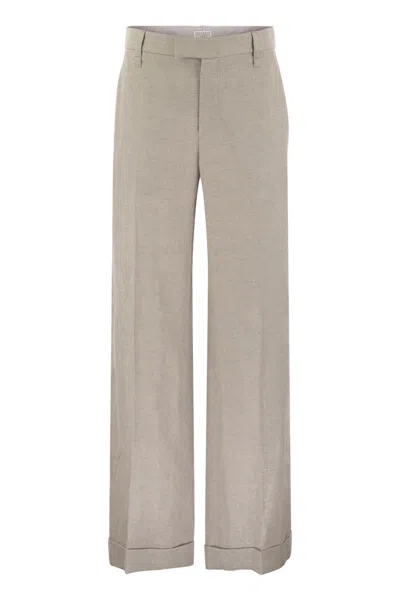 BRUNELLO CUCINELLI BRUNELLO CUCINELLI FLARED LOOSE-FITTING TROUSERS IN SPARKLING LINEN TWILL WITH NECKLACE