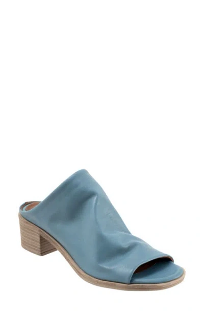 BUENO BUENO OCEAN BLOCK HEEL SANDAL