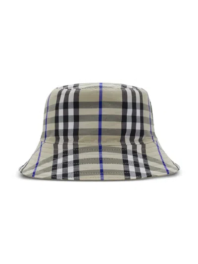 BURBERRY CHECK-PATTERN REVERSIBLE BUCKET HAT