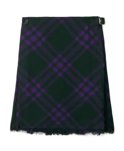 BURBERRY BURBERRY CHECK-PATTERN WRAP-DESIGN FRAYED SKIRT