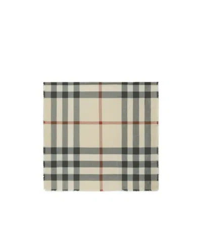 BURBERRY VINTAGE CHECK FRAYED SCARF