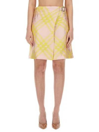 BURBERRY BURBERRY WOMEN CHECK PATTERN SKIRT
