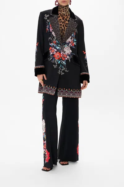 CAMILLA CONTRAST COLLAR MID LENGTH COAT VOLENDAM DOLLS