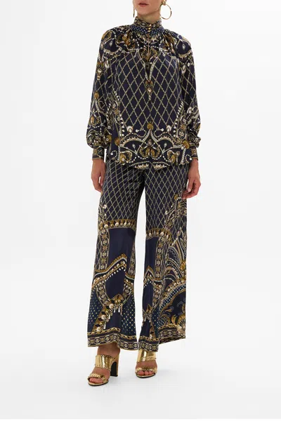 CAMILLA RAGLAN BUTTON UP SHIRT DANCE WITH THE DUKE