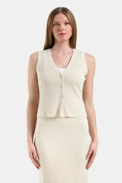 CAPSULE 121 CAPSULE 121 THE SATELLITE VEST