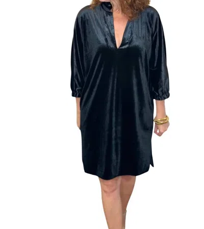 CARYN LAWN BETSY COLLAR VELVET DRESS IN BLACK