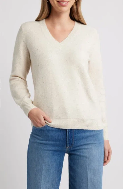 CASLONR CASLON(R) SEQUIN V-NECK SWEATER