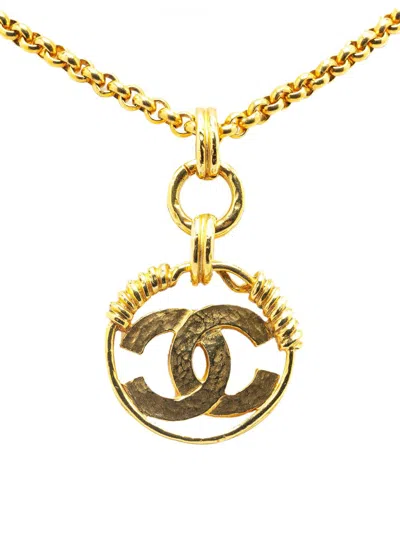 CHANEL 1980-1990 GOLD PLATED CC ROUND PENDANT NECKLACE COSTUME NECKLACE