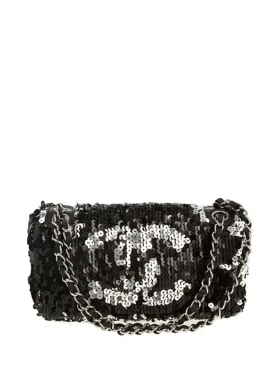 CHANEL 2009 SHOULDER BAG