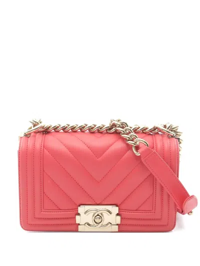 CHANEL BOY CHANEL SHOULDER BAG