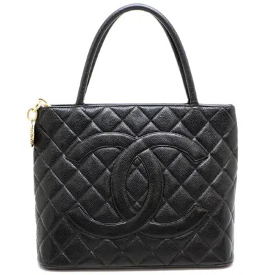 CHANEL CAVIAR LEATHER HANDBAG (PRE-OWNED)