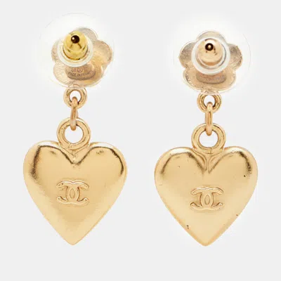CHANEL CC FLOWER HEART GOLD TONE DANGLE EARRINGS