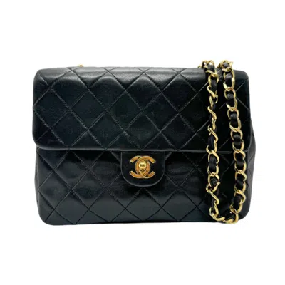 CHANEL LEATHER SHOULDER BAG (PRE-OWNED)