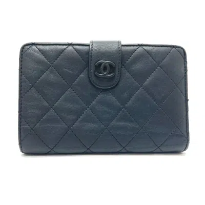 CHANEL LEATHER WALLET (BI-FOLD) (PRE-OWNED)