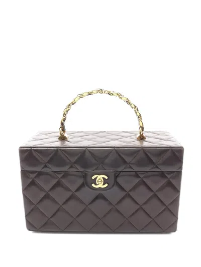 CHANEL MATELASSÉ VANITY BAG