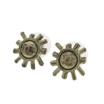 CHANEL METAL STUD EARRINGS (PRE-OWNED)