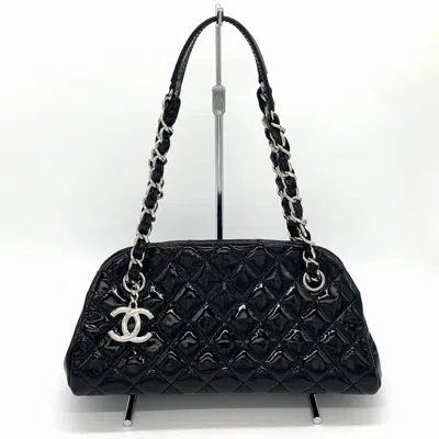 CHANEL PATENT LEATHER HANDBAG (PRE-OWNED)