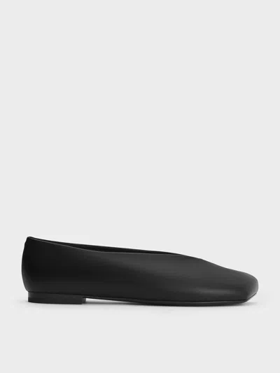 CHARLES & KEITH CHARLES & KEITH - ASYMMETRICAL SQUARE-TOE BALLET FLATS