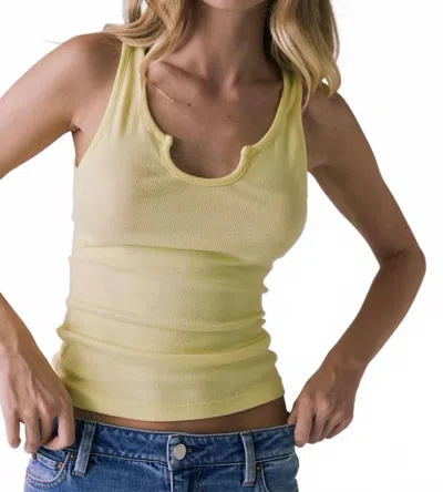 CHASER NOTCH U TANK IN LEMON