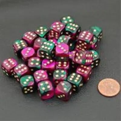CHESSEX MANUFACTURING 26834 D6 CUBE GEMINI SET OF 36 DICE, 12 MM - GREEN & PURPLE WITH GOLD NUMBERING