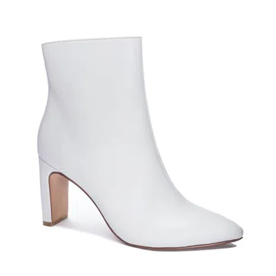 CHINESE LAUNDRY CUTIE ERIN REBEL BOOTIE IN BONE