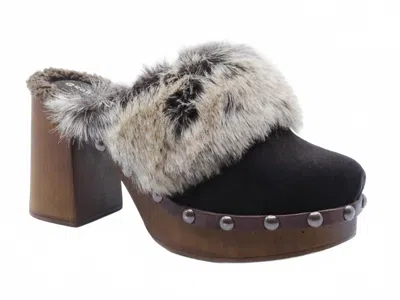 CHOCOLAT BLU WOMEN'S FADIA WEDGE IN BROWN