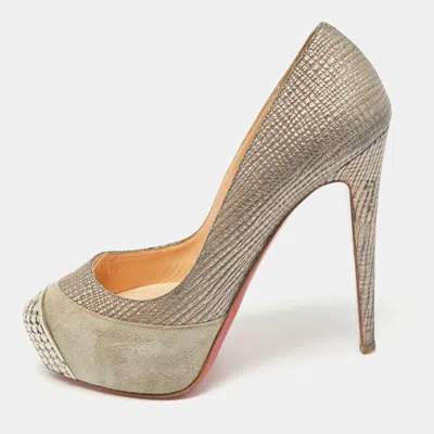 CHRISTIAN LOUBOUTIN GREY LEATHER AND SUEDE MAGGIE PLATFORM PUMPS SIZE 37