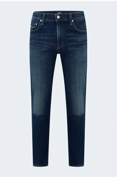 CITIZENS OF HUMANITY JEANS LONDON TAPERED SLIM JEAN IN DUKE